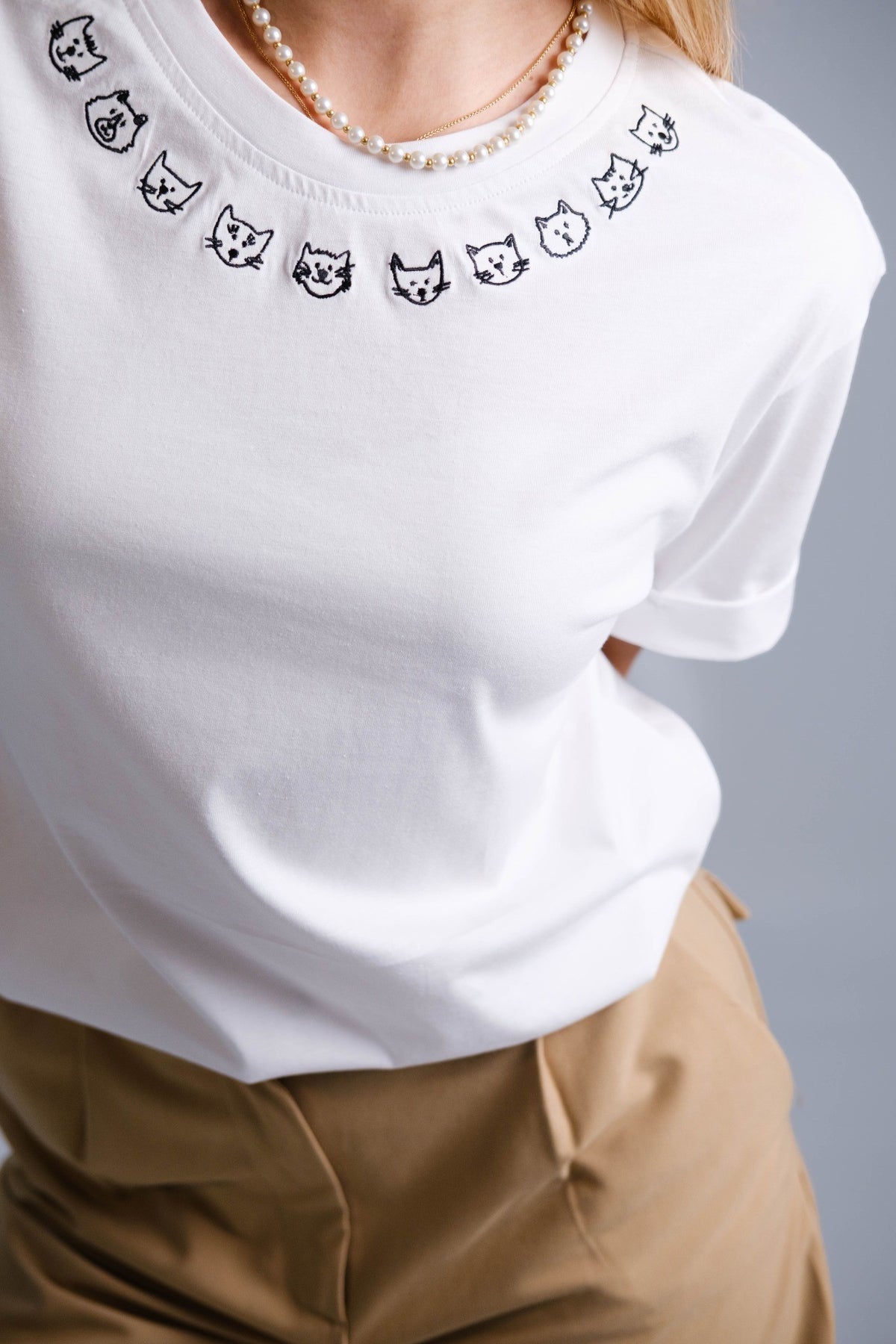 Camiseta Cuello Gatos