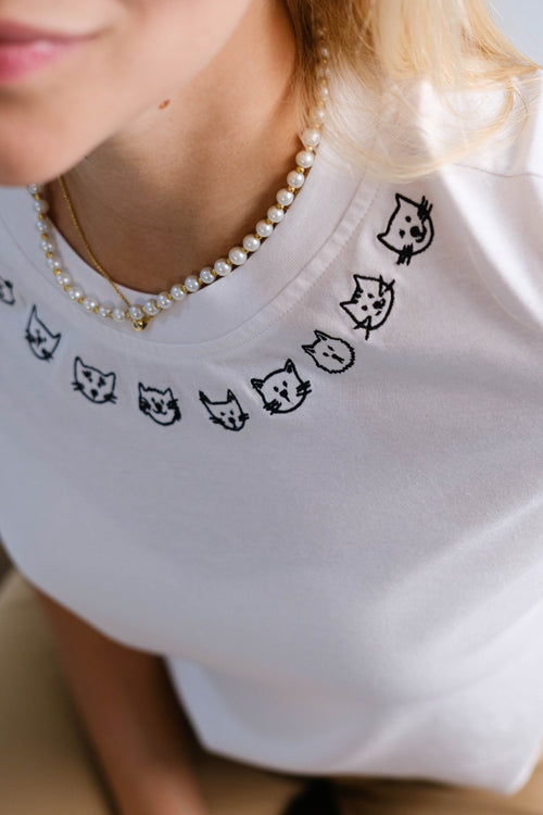 Camiseta Cuello Gatos